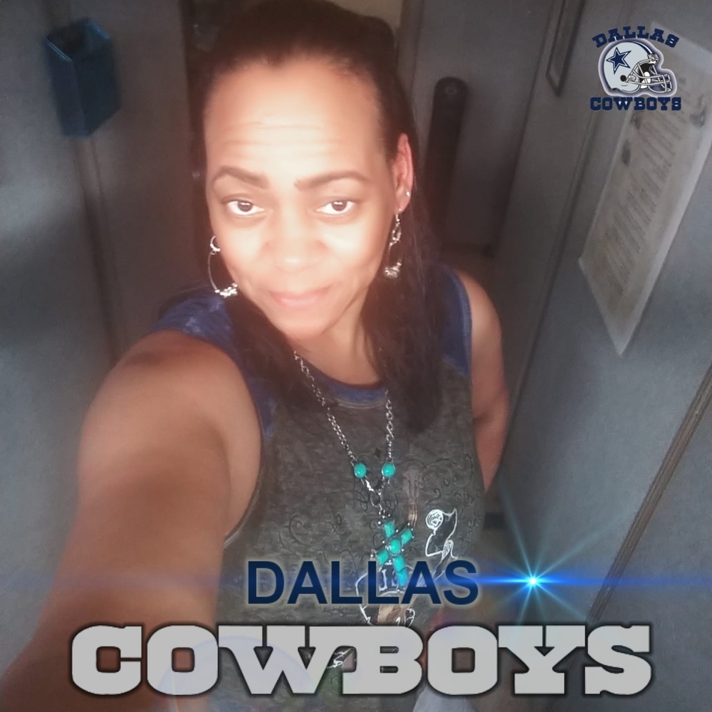 Meet your Posher, Carla